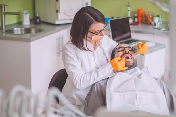 Best Weekend Emergency Dentist in Cross Mountain, TX